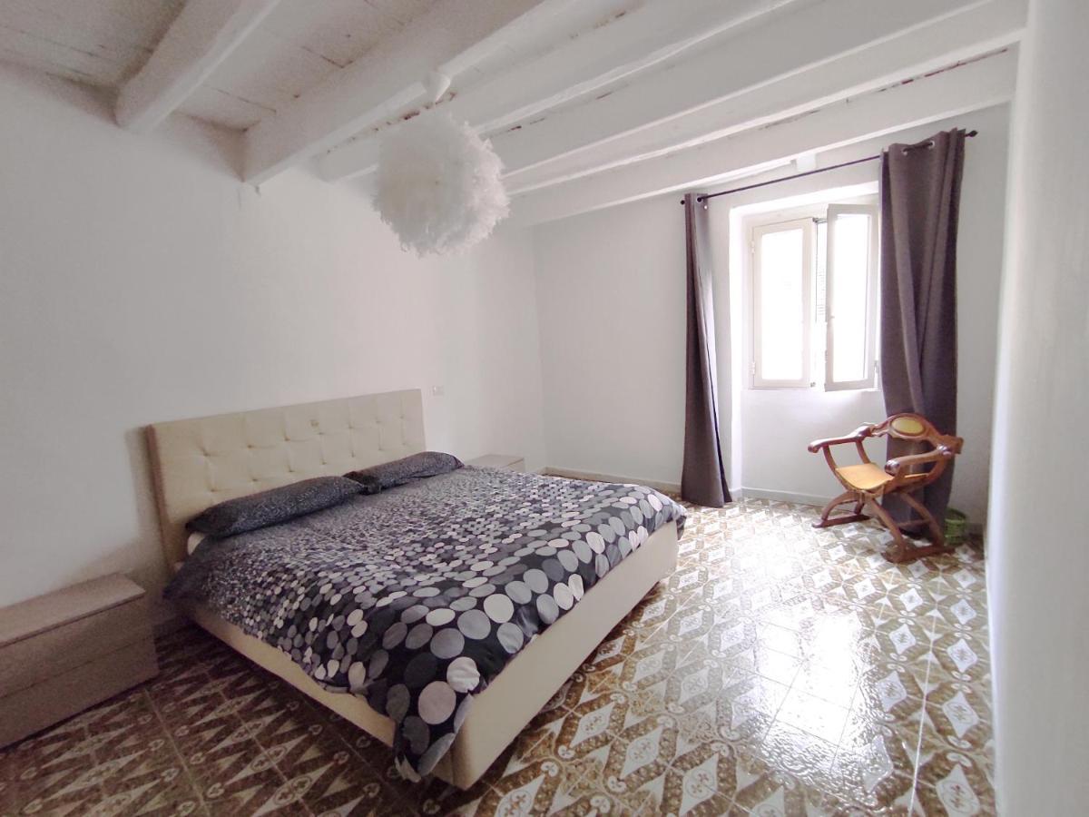 Su Boe Apartment อาลเกโร ภายนอก รูปภาพ